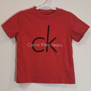 🌜4 for 20 🌛 Calvin Klein t-shirt